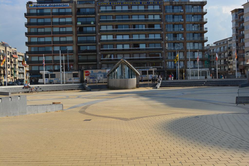 Residentie Da Vinci Middelkerke Apartment Luaran gambar